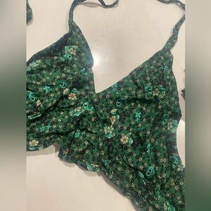 Tempol hippie Floral Green tie wrap halter top